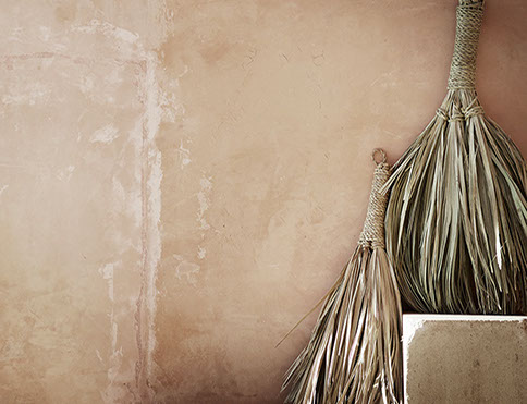 Wir suchen einzigartige Stücke für Ihr Heim, welches die Architektur unterstützen und Sie nicht erdrücken.